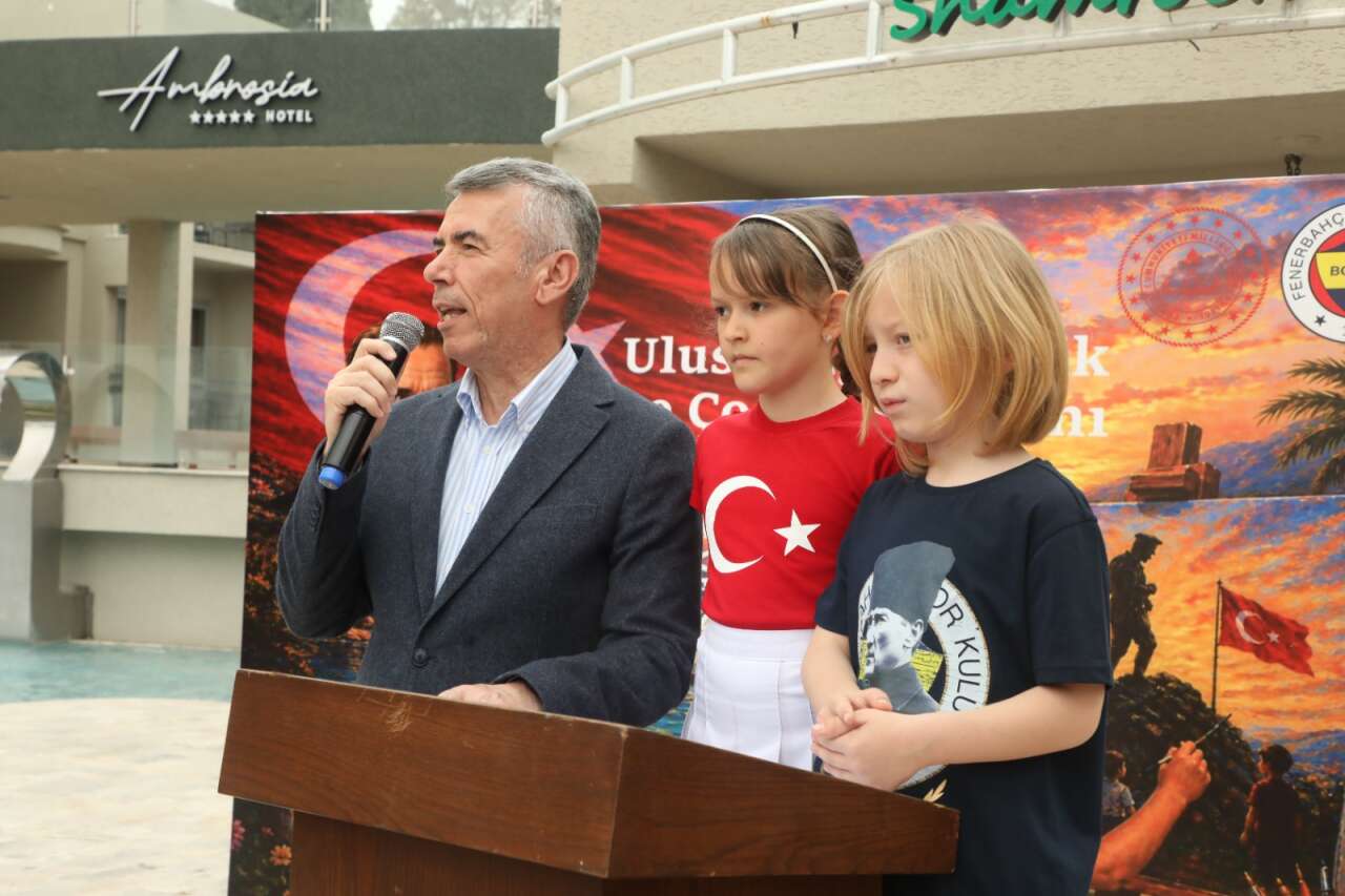 Bodrum'da Atatürk ve Çocuk Temalı Yarışmanın Ödülleri Sahiplerini Buldu 5